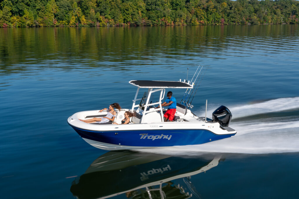 Bayliner Trophy 22 CC