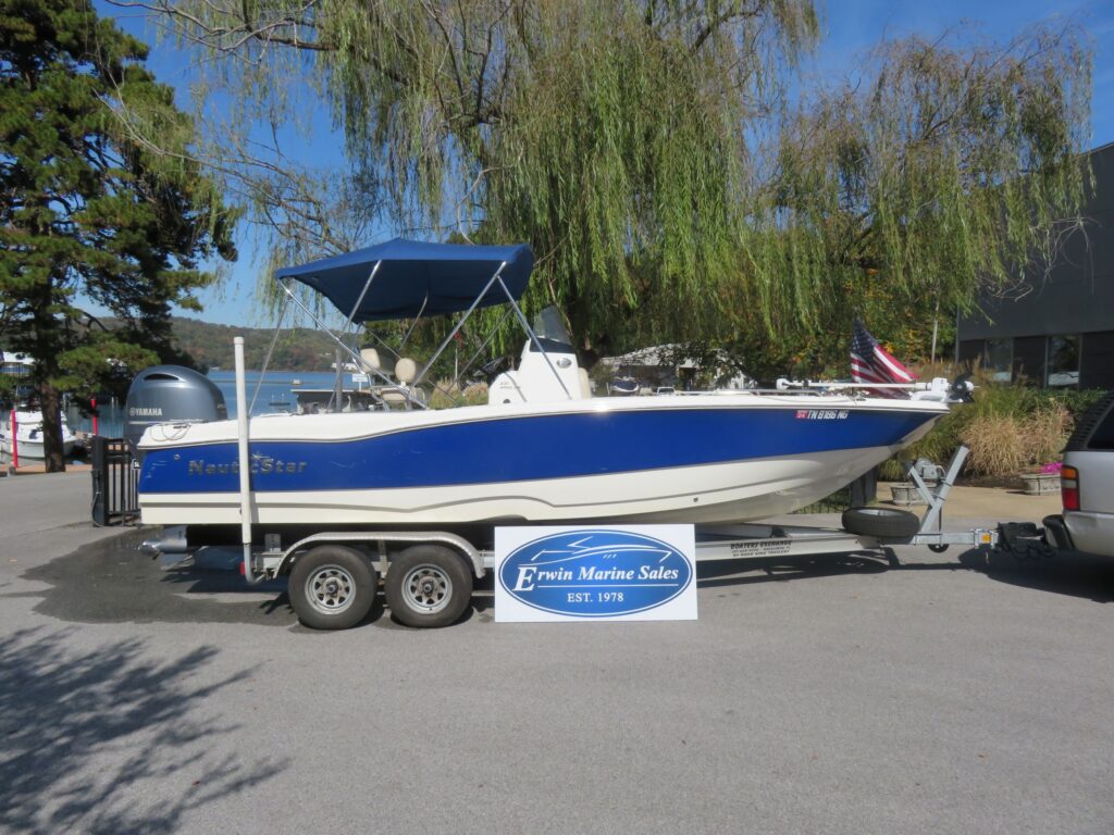 2017 Nautic Star 231 1. Profile