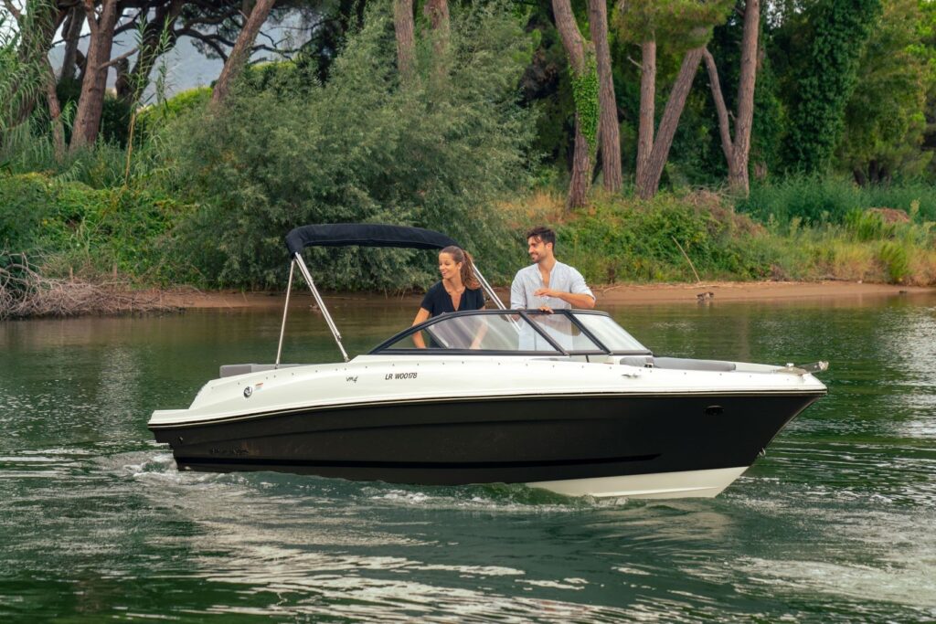 2022 Bayliner VR4 1 profile 1