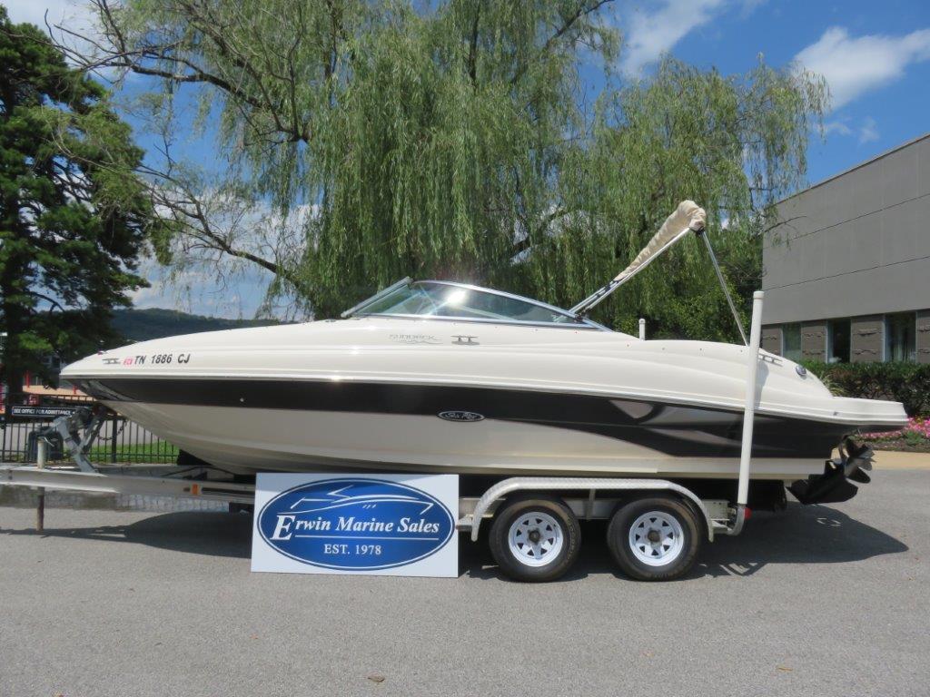 2004 sea ray 220sd #1 profile