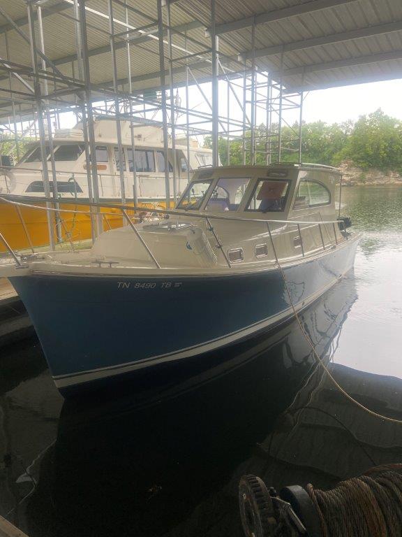 2006 mainship rum runner #3.1 bow profile