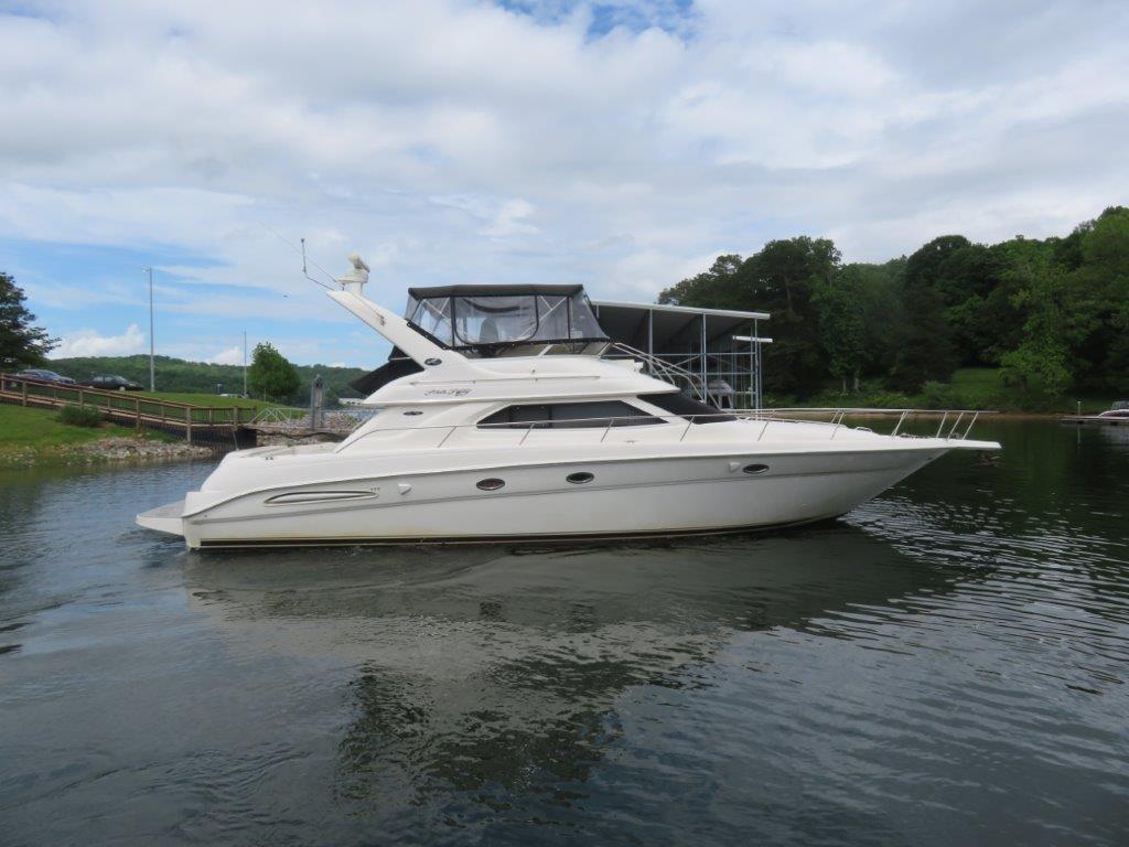 2002 Sea Ray 450EB 1 profile