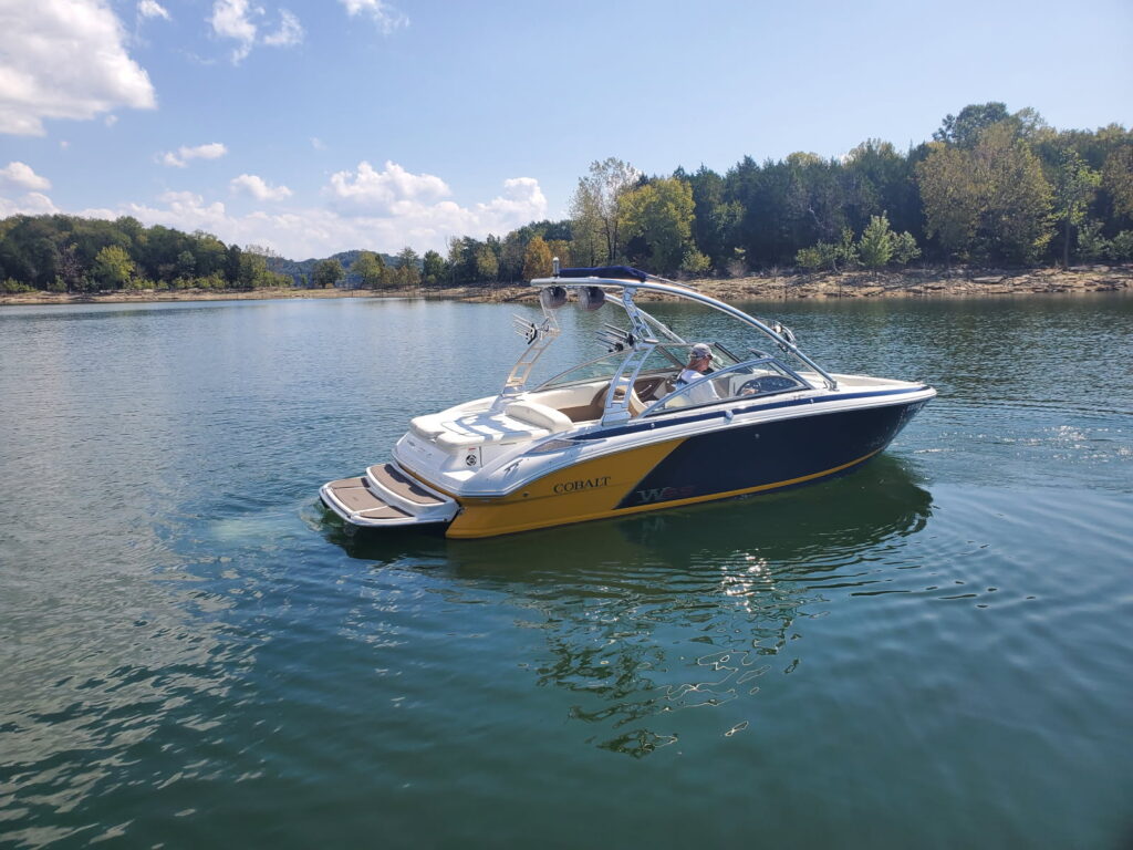 2013 Cobalt 232 WSS 1 Profile