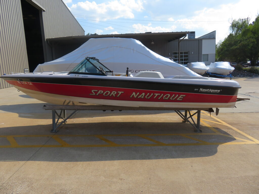1998 Ski Nautique 1. SIDE PROFILE