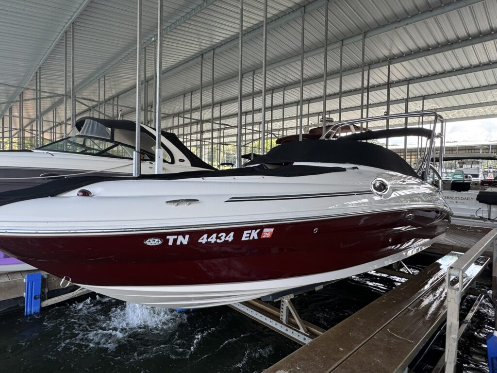 2006 Sea Ray 240SD 1 Profile