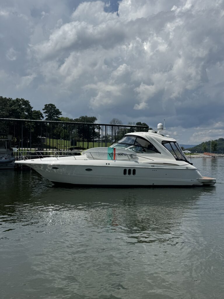 2007 Cruisers 42 1 Profile