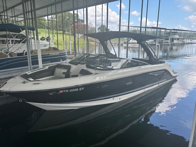2017 Sea Ray SLX280 1 profile