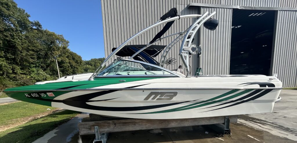 2011 MB Tomcat 1 Profile