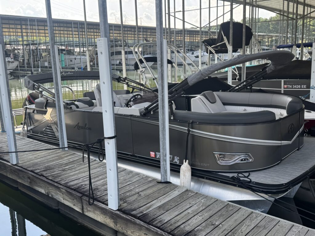 2021 Avalon LSZ 2485 1 Profile