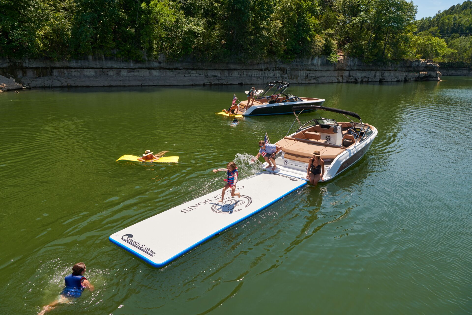 CS2223ii 6804 scaled Chattanooga boat show