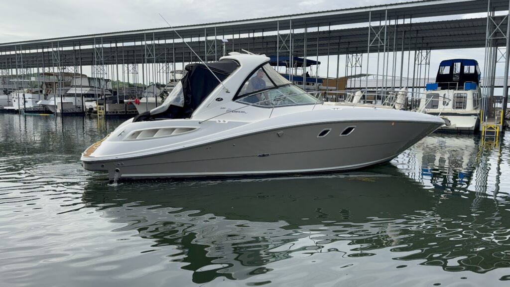 2008 Sea Ray 330DA 1 Profile